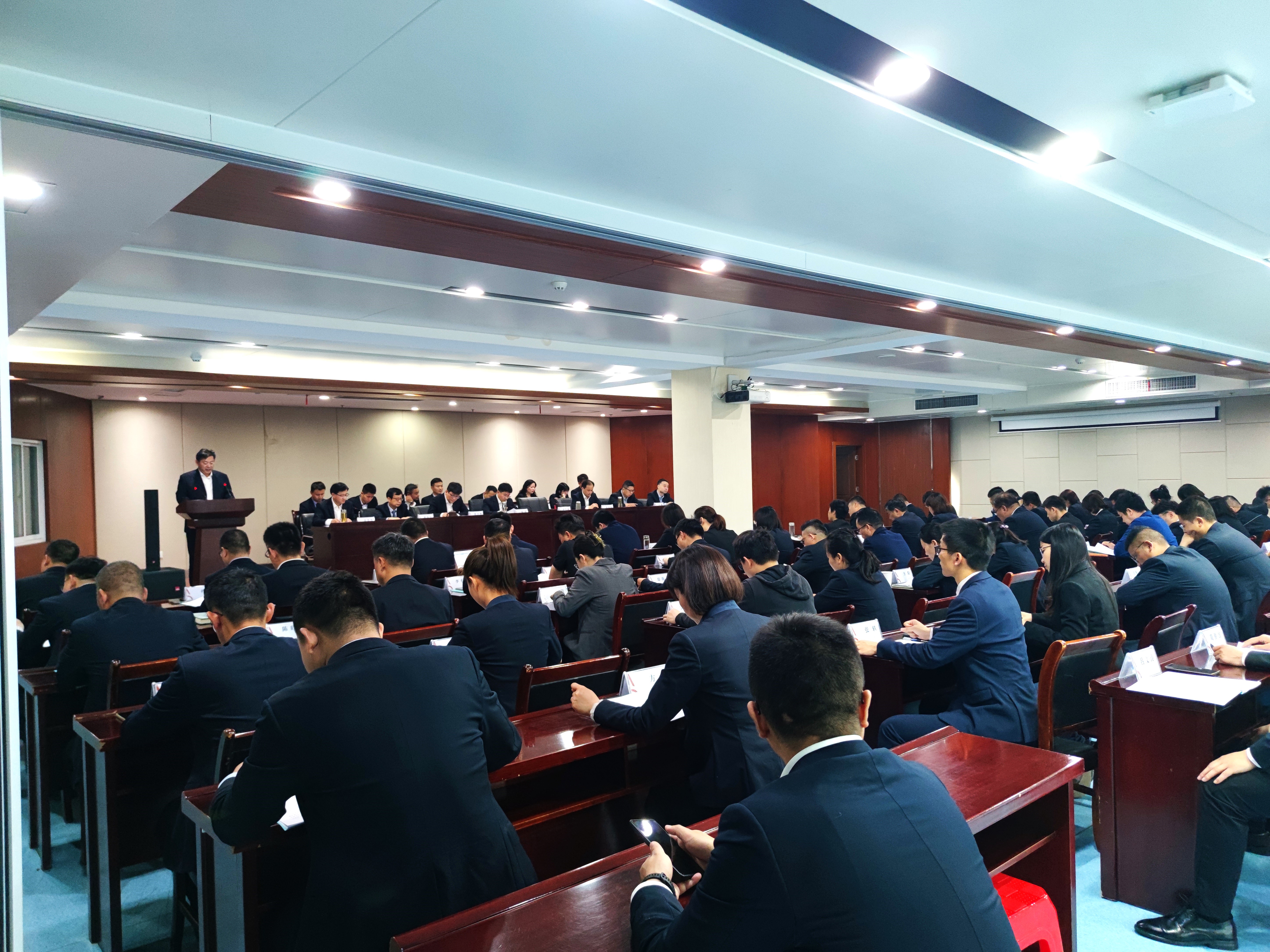 皖投置業(yè)公司召開四屆四次職代會（工代會）暨年度經(jīng)營工作會議