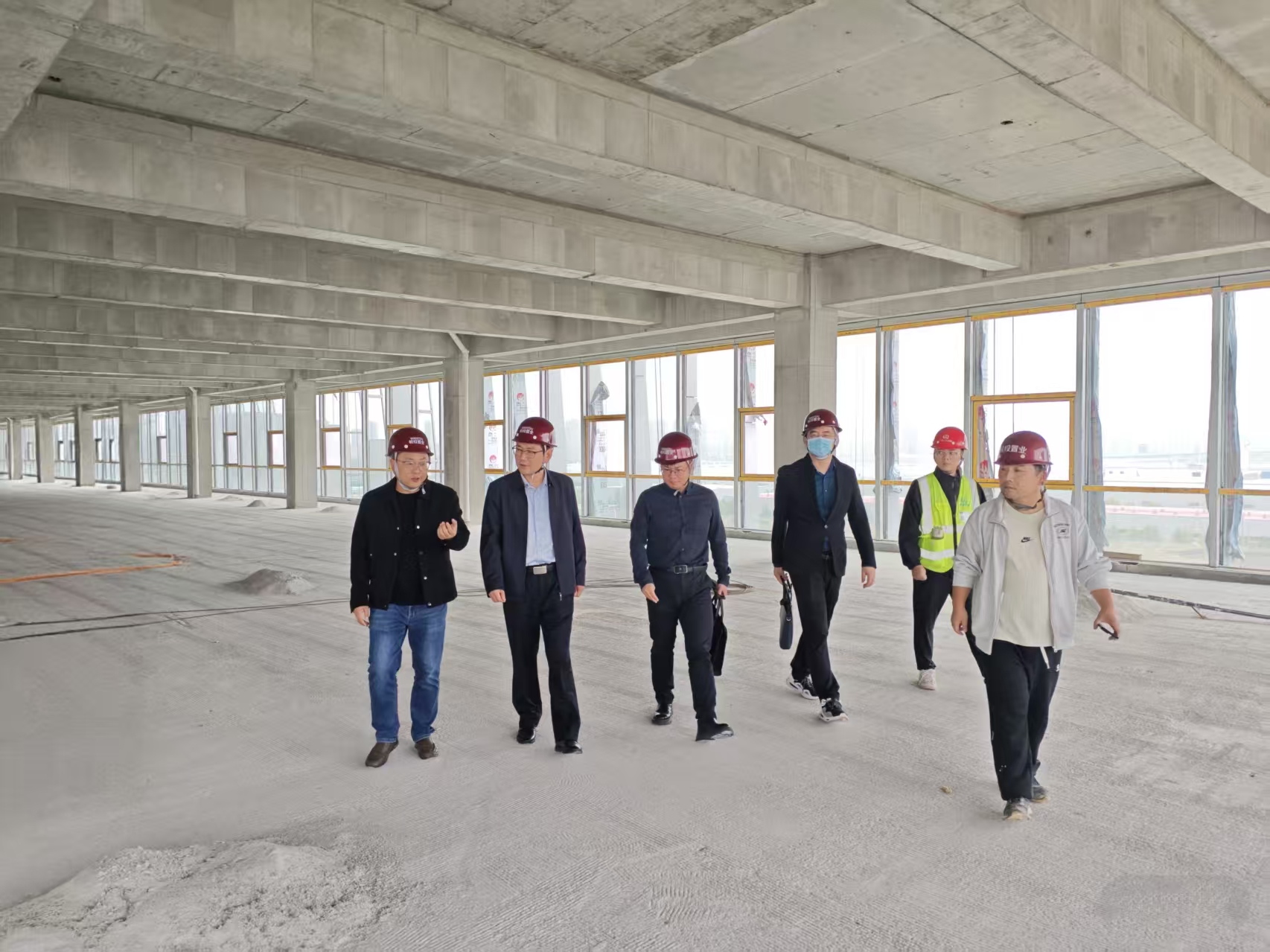 筑牢安全防線 守護(hù)職工安全——皖投置業(yè)公司工會(huì)開展安全生產(chǎn)監(jiān)督檢查